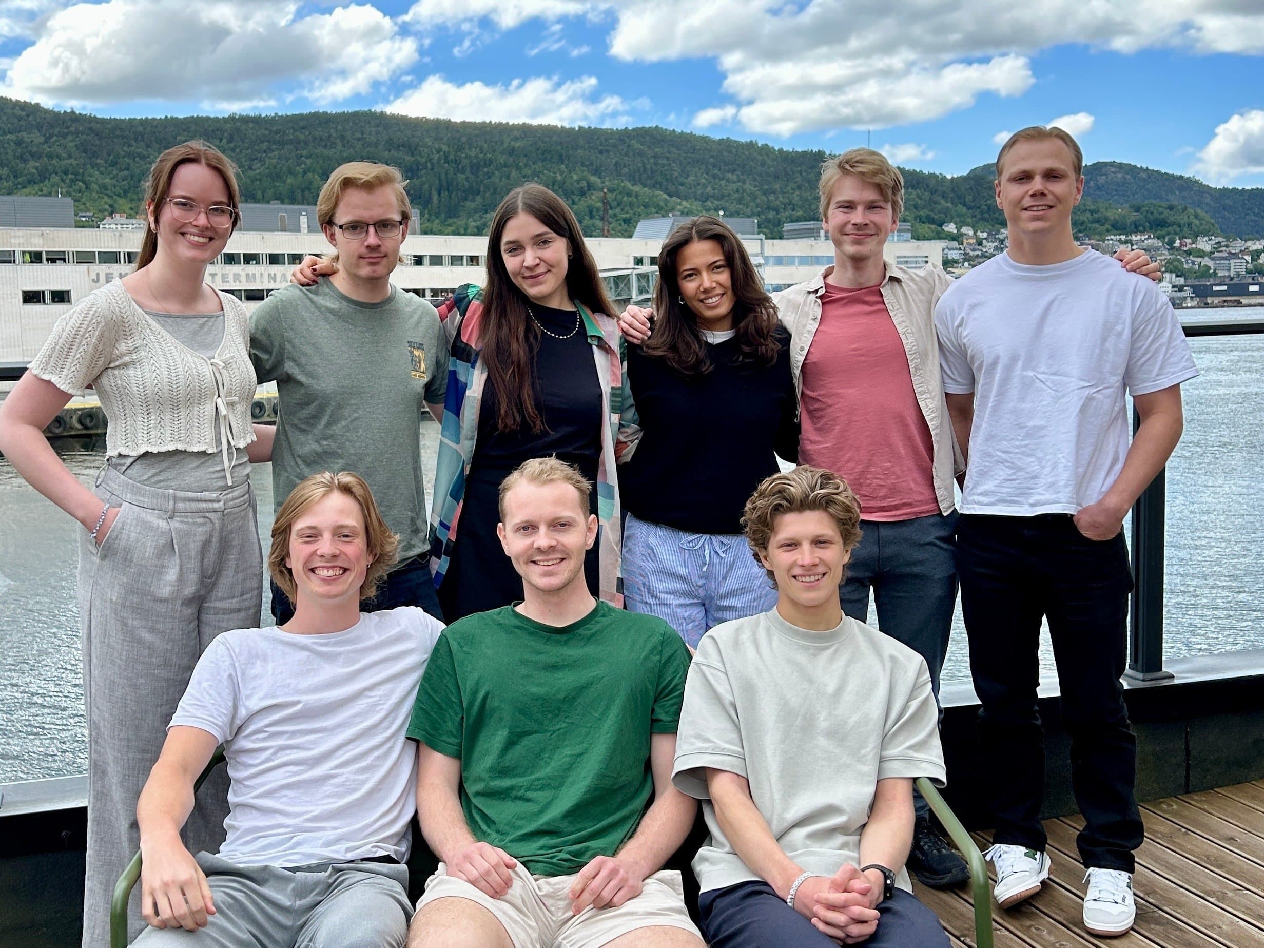 Sommerstudentene i Bergen hos Knowit i 2024. 